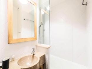 Apartment in Alpe dHuez near Ski Domain Apartment in Huez