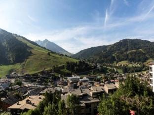 Studio in La Perriere with Mountain Views Apartment in La Clusaz