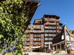 Apartment in Alpe dHuez near Ice Rink Apartment in Huez