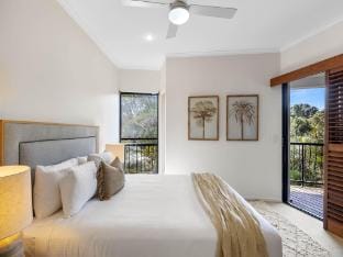 Beachside 4-Bed Retreat with Study Nook  Views Apartment in Coolum Beach