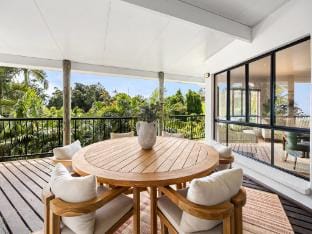 Beachside 4-Bed Retreat with Study Nook  Views Apartment in Coolum Beach