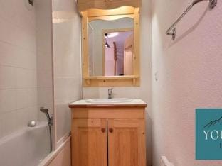 Hameau De lalpage Residence Apartment in Saint-Sorlin-d'Arves