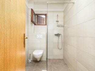 Apartments Manda - Double Room With Terrace A6 Apartment in Fažana