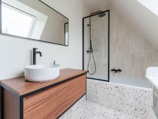 Amazing Villa with Swimming Pool Apartment in Normandy