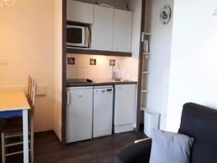 Rooms 4 People - Comfort - view of the Port Apartment in Arzon