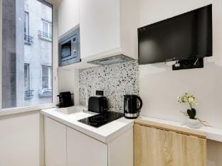Charming AC Studio Center of Paris Apartment in Paris