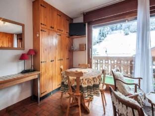 Studio in Morzine at Foot of the Slopes Apartment in Montriond