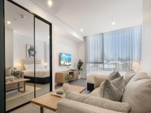 Modern Studio with Rooftop and BBQ Access Apartment in North Fremantle