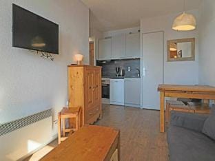 Rooms for 5 People Apartment in Montvalezan