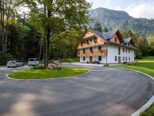 The Woodland Nook Apartments Bohinj - Standard Two Bedroom Apartment with Balcony Apartment in Slovenia