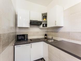 Welcoming apartment -1BR6P - Auteuil  Passy Apartment in Paris