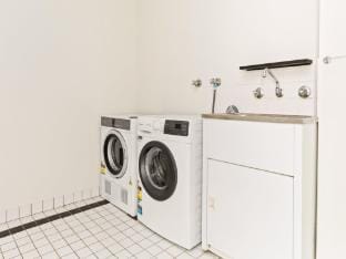 Pristine 2-Bed Near Marrickville Village Apartment in Marrickville
