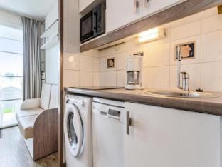 Room Apartment 5 People - Selection - view of the Port Apartment in Arzon