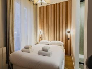 Superb duplex 1 bedroom Center of Paris Apartment in Paris