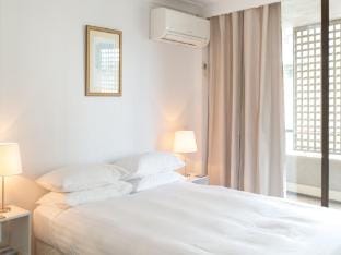 Beachfront Manly Apartment With Balcony  Parking Apartment in Manly