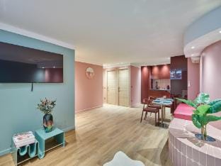 Superb AC Apartment Center of Paris Apartment in Paris