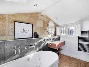 Maison Labruyere - Duplex Suite Apartment in Bordeaux