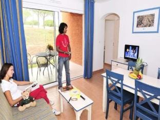 room house for 8 people Apartment in Roquebrune-sur-Argens