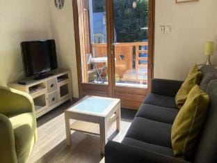 Residence Bois De Marie for 6 people Apartment in Occitanie