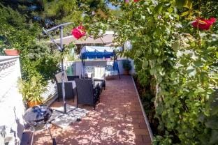 Apartment Siesta - Two-Bedroom Apartment with Balcony and Sea View Apartment in Cavtat