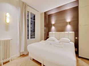 Brand New Home in the Heart of Latin Quarter Apartment in Paris