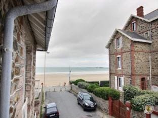 Apartment in France near the Beach Apartment in Brittany