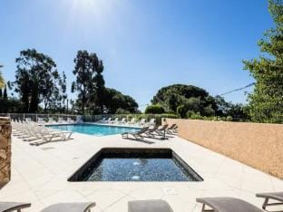 Residence Garden and City Les Bastides Apartment in Cogolin