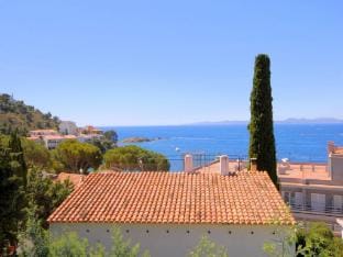 Apartment in Roses with sea view Apartment in Roses