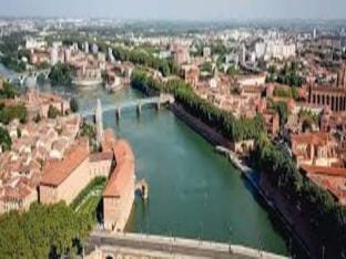 Apartment in Toulouse with Pool  Sauna Apartment in Toulouse