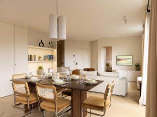 Spacious apartment - 3BR8P - Eiffel Tower Apartment in Paris