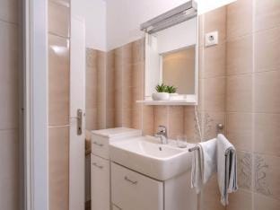 One Bedroom Apartment with Terrace 5 Apartment in Vrboska