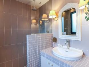 Exceptional house - TerraceParking - Courbevoie Apartment in Courbevoie