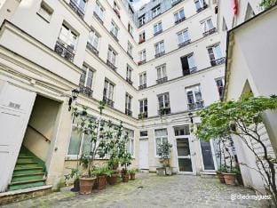 Modern apartment - 2BR6P - OberkampfRACpublique Apartment in Paris