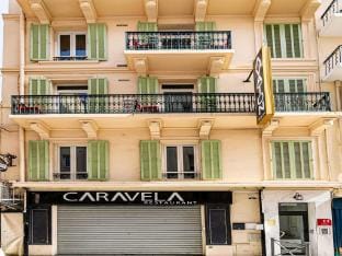 Hotel Avaton - Cozy Bedrooms - Cannes Palais Apartment in Cannes
