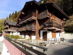 Apartment in Chinaillon with Slope Views Apartment in Le Grand-Bornand