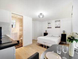 Appartement in the heart of Paris  Opera Apartment in Paris