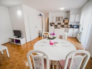 Mountain View Haven Apartments - One Bedroom Apartment with Balcony Apartment in Bovec