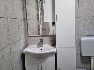 Apartments Boris Donji Karin - One Bedroom Apartment Classic Apartment Apartment in Zadar County