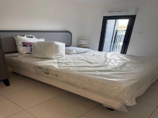 Charming Appt - 3BDR8P - Near Paris  La Defense Apartment in Puteaux
