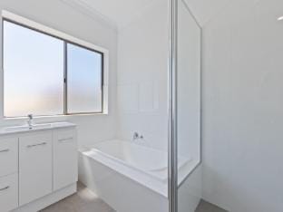 Elegant 3-Bed Home from Sunny Glenelg Beach Apartment in Adelaide