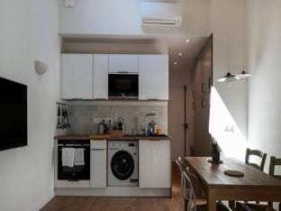 Apartments for 4 People Apartment in Pertuis