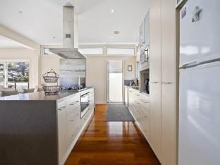Spacious 3-Bed Townhouse Near Dromana Beach Apartment in Dromana