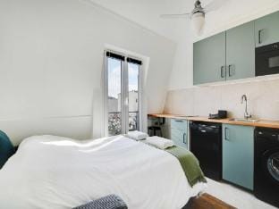 Intimate studio for 2 people - Batignolles Apartment in Paris