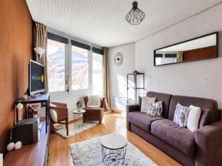Apartment in France with Slope Access Apartment in Provence-Alpes-Côte d'Azur