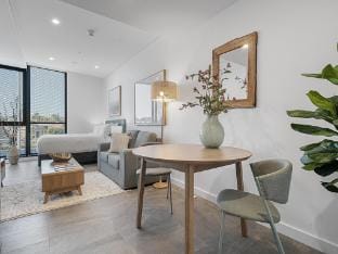 Stylish Studio Near Fremantle Cafes and Beaches Apartment in Perth