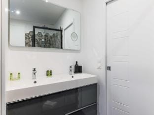 Magnificent apartment - 4BR10P - Arc de Triomphe Apartment in Paris