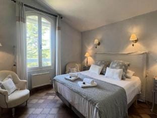 Houses  Villas for 10 People Apartment in Mallemort