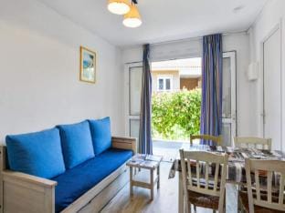Room Apartment - Budget - 4 People Apartment in Carnoux-en-Provence