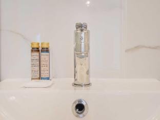 Cosy studio for 2P - Le Bon Marche Apartment in Paris