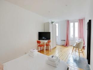 Charming appartement - 1BD4P - Batignolles Apartment in Paris